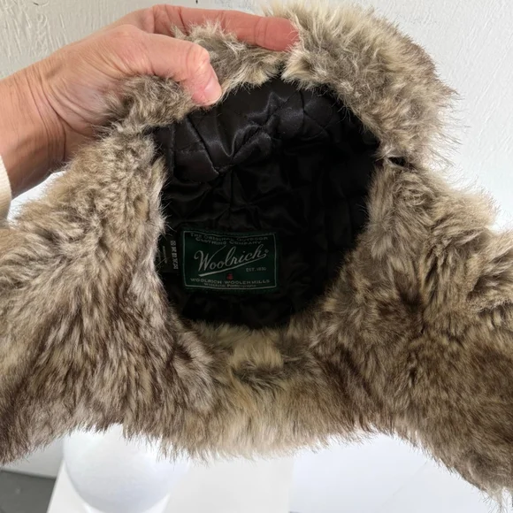 Woolrich Woolen Mills Trapper Hat - Black & Faux Fur - Size Medium - Picture 5 of 9